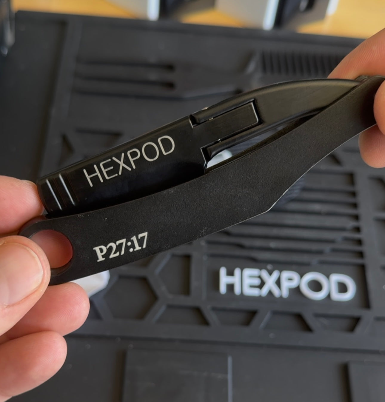 Hexpod Double Razor